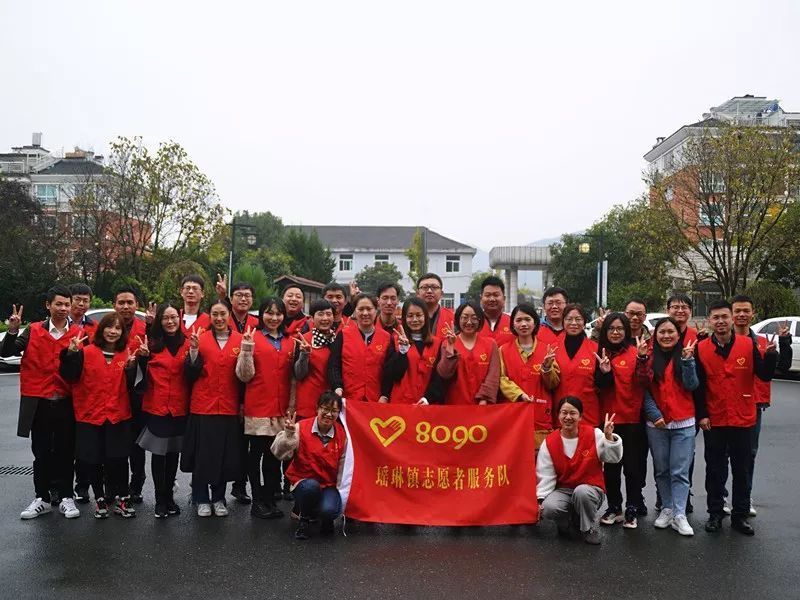 这些刚成立的新时代文明实践志愿服务队,简直