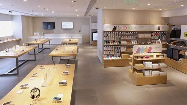 小心被坑!在官网和在实体店买小米手机,究竟有