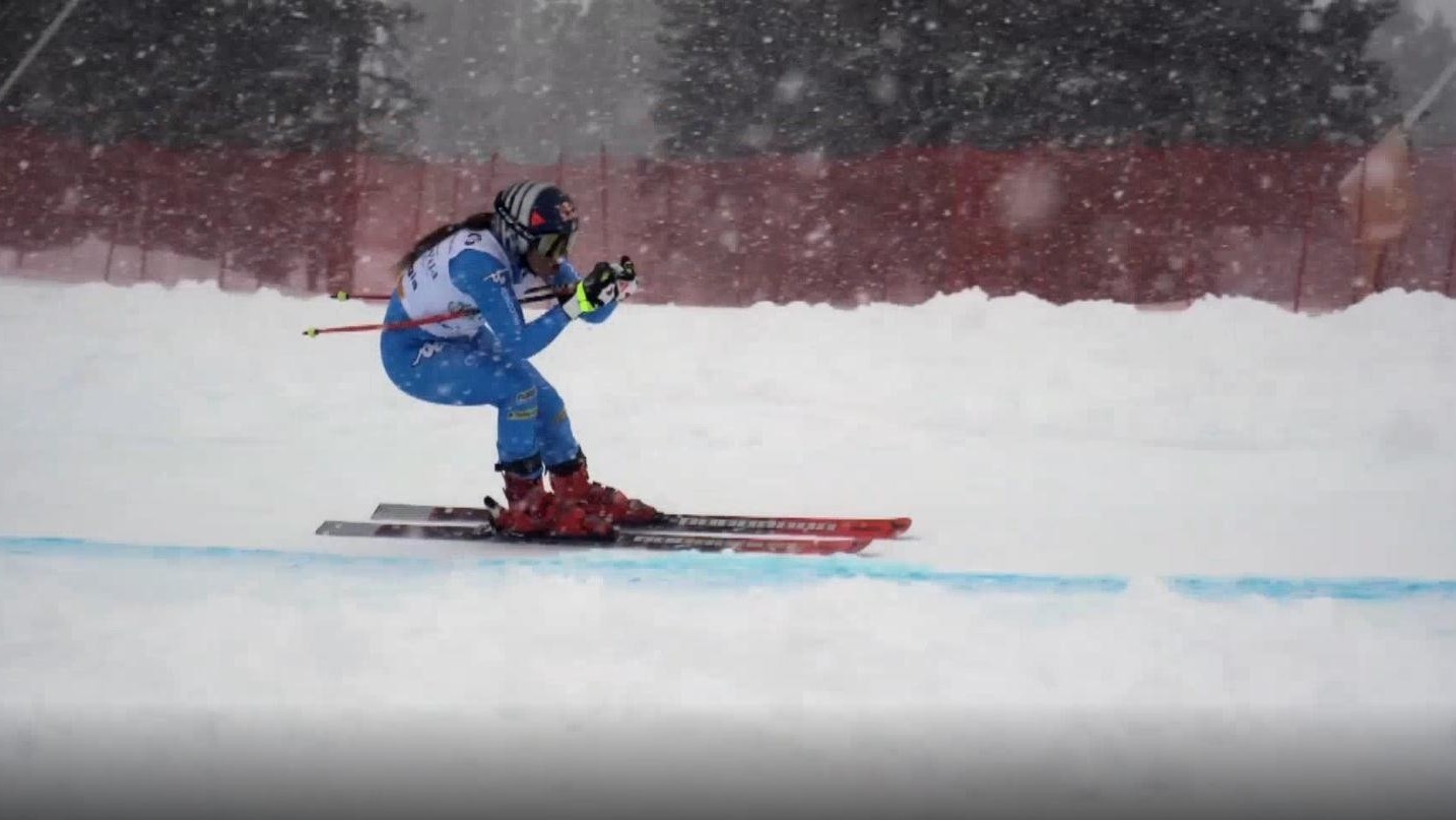 美国高山滑雪队全力备战 向北京冬奥会发起最后冲刺 美国高山滑雪队全力备战 向北京冬奥会发起最后冲刺