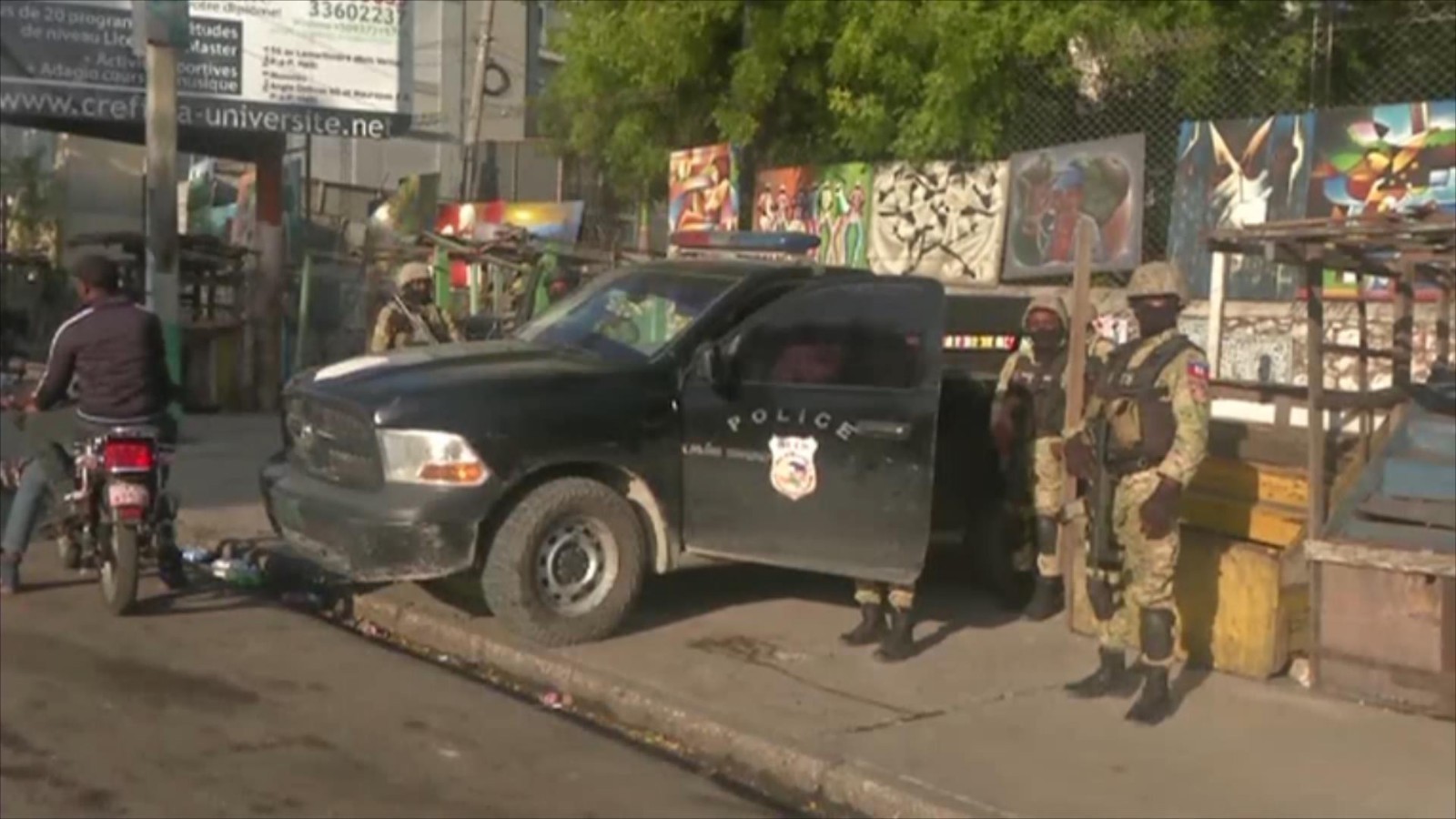 海地总统莫伊兹遇刺身亡  海地全国进入戒严状态