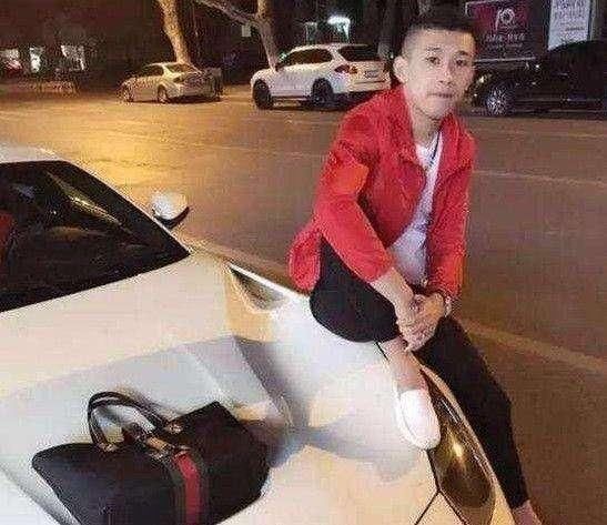 MC天佑嘲讽古天乐没钱, 网友:你再有钱,也变