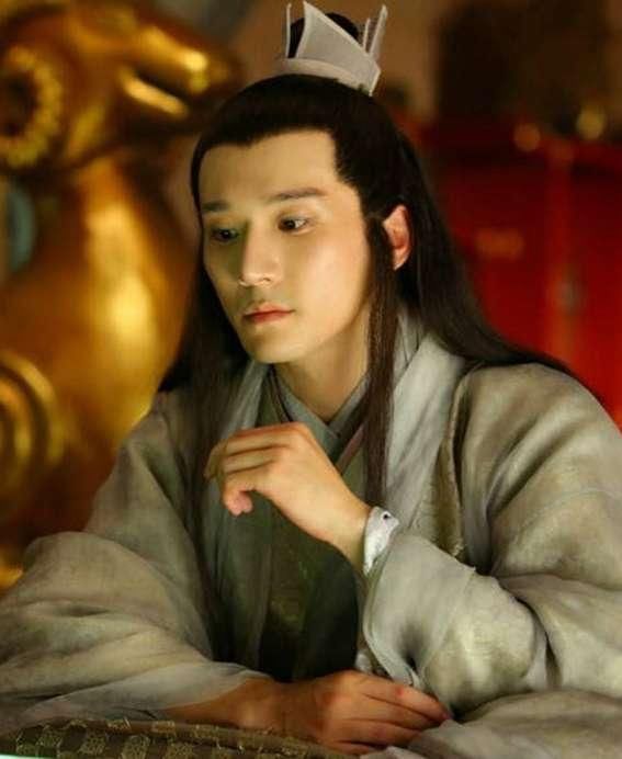 12星座代表的《花千骨》人物,金牛座的是落十