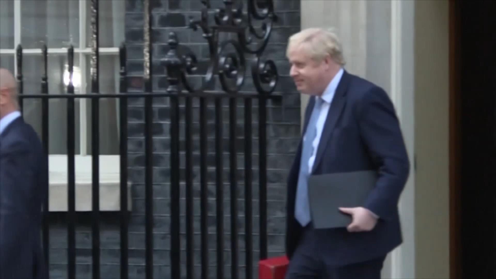 英国首相约翰逊挺过保守党内不信任投票 英国首相约翰逊挺过保守党内不信任投票