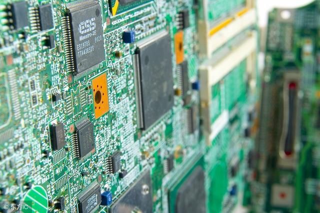 小米CDR第一股告吹 估值暴跌近半只是噩梦的