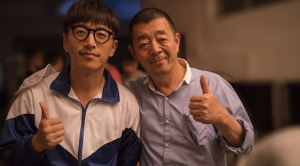 由知名导演顾长卫执导的青春校园喜剧电影《飞火流星》,自宣布开拍