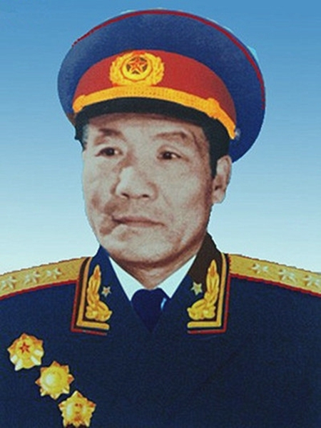 李达（1905—1993）陕西眉县人
本名李德三，1926年考入甘肃平凉国民军第二军官学校。毕业后，在冯玉祥部先后任排长、连长和少校参谋。1931年12月，参加著名的宁都起义。1955年授衔为开国上将。来源：《中国共产党新闻网》