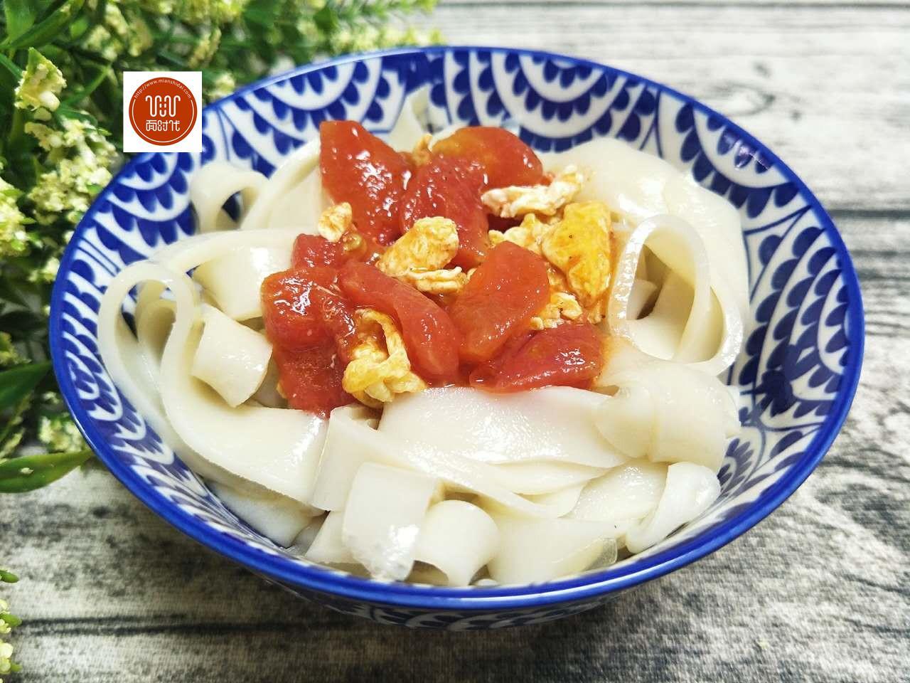 妈做的凉皮全家赞,不用洗面,又软又弹,超简单一看就会!