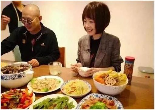 鲁豫有约:在李连杰家吃饭难以下筷,在富二代家