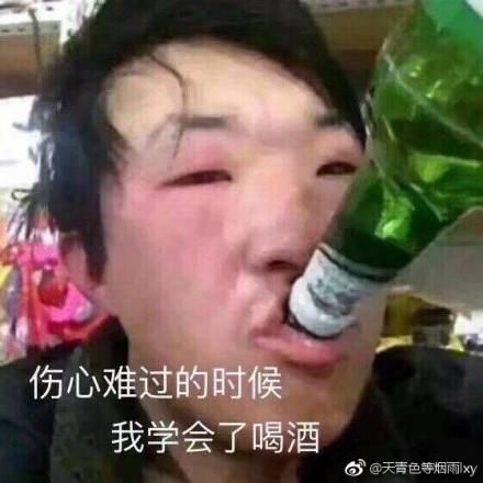 LPL女主持余霜超高颜值登陆抖音,大批网友表