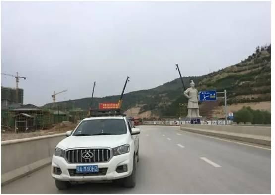 年轻,就是要折腾!40多岁的老师花一个月自驾了