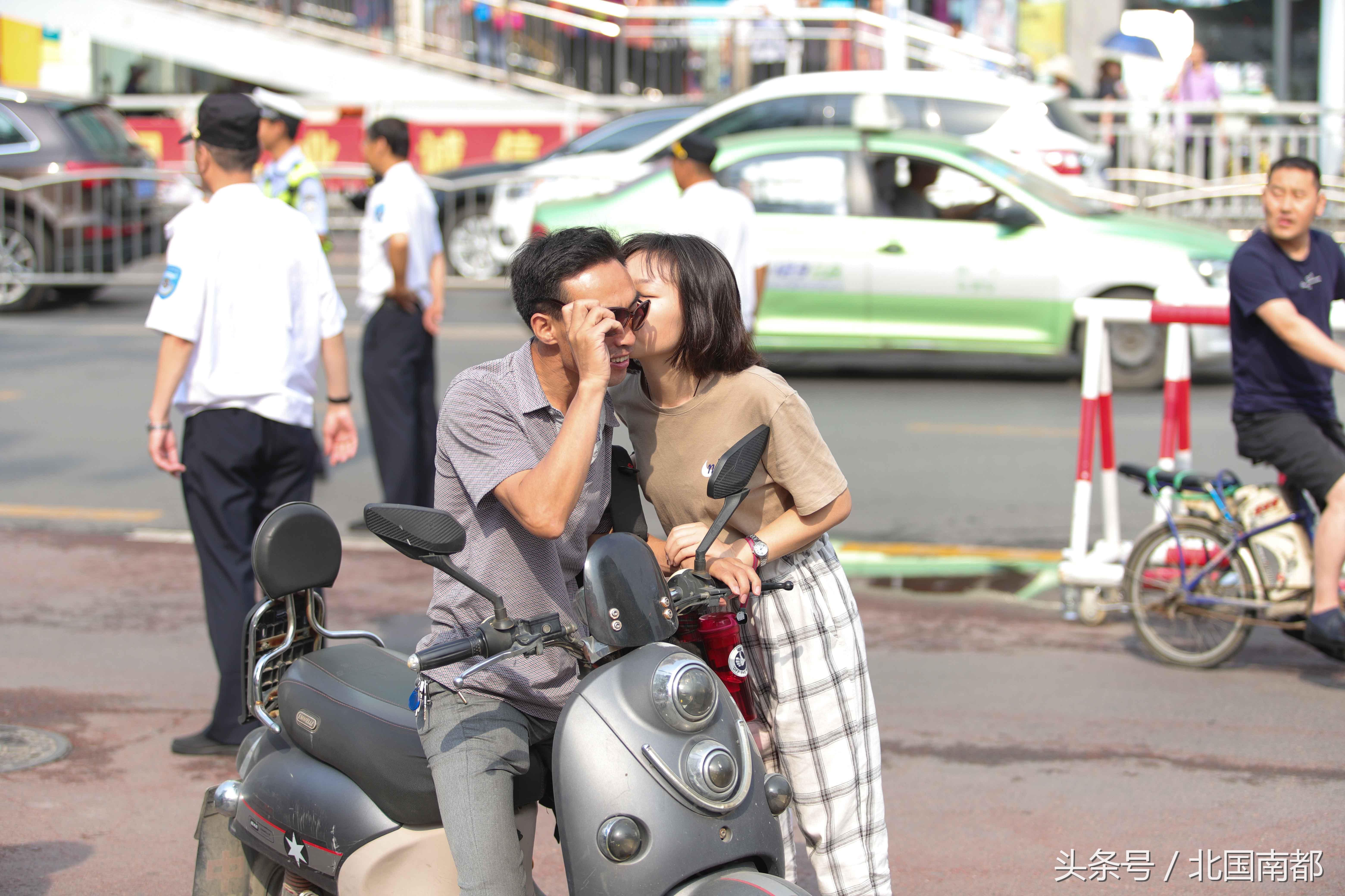 2018高考落幕!河南省实验中学考点门前景象,你