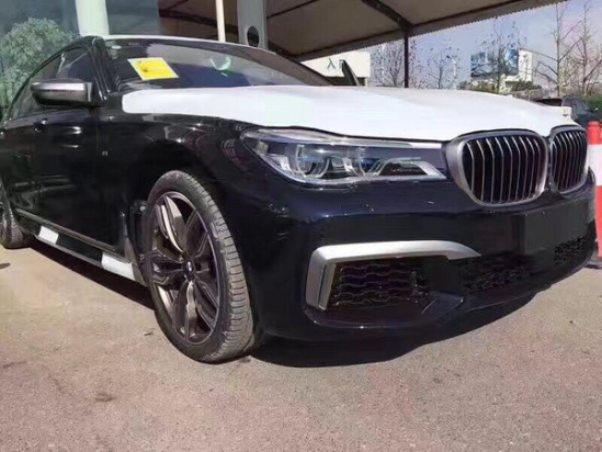 宝马推出车系最强M760 实拍现车图全解析 宝马推出车系最强M760 实拍现车图全解析