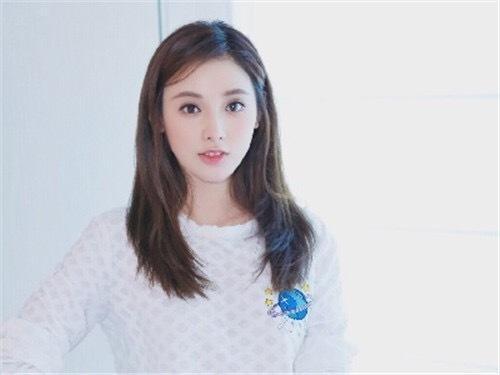 杨幂旗下艺人都爆红,范冰冰的却无人知晓,最后