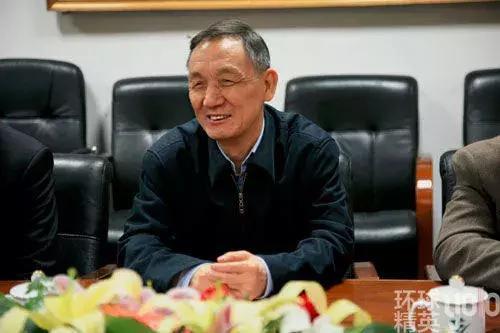 封面人物 | 中兴教父侯为贵:76岁创始人出山能