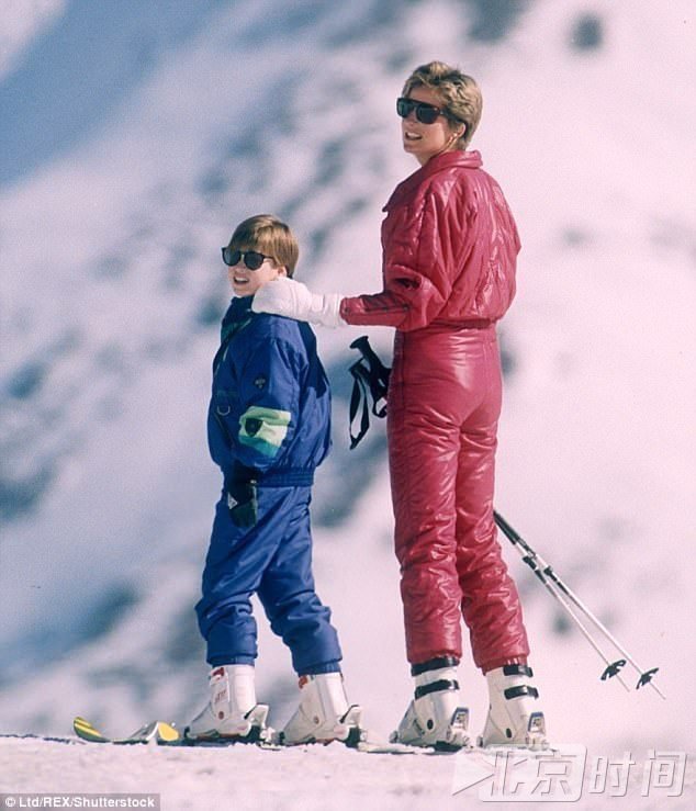 戴安娜滑雪照片图片