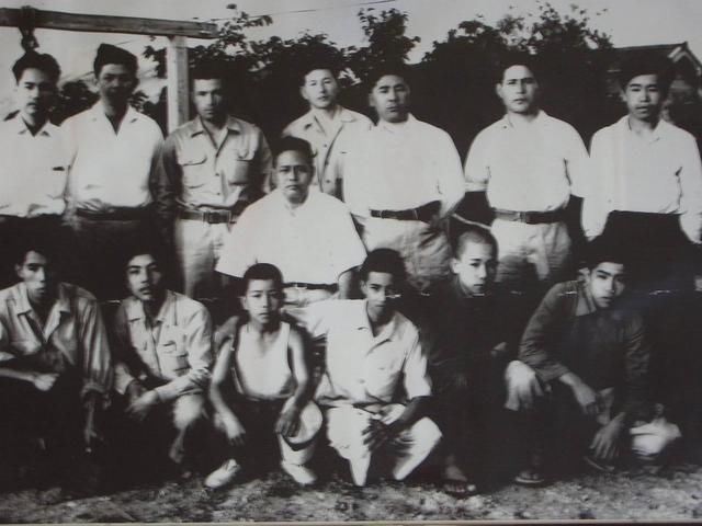 他是日本空手道一代宗师 祖上是中国人 要求后