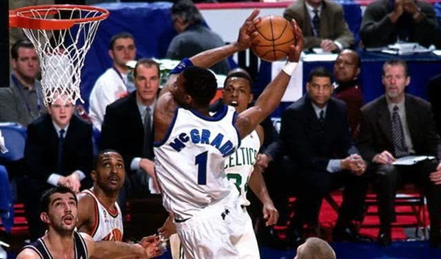 【影片】內線大殺器!Embiid神扣複製McGrady經典,關鍵5分為Butler絕殺打底!-黑特籃球-NBA新聞影音圖片分享社區