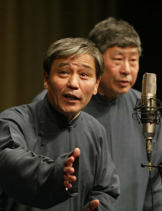 这位大师是第七代"文"字辈,他师父就是大名鼎鼎的"小蘑菇"常宝堃