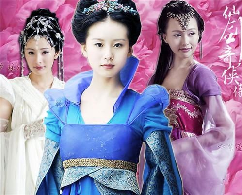 杨幂与好友同穿情侣装,闺蜜情深,你怎么看?