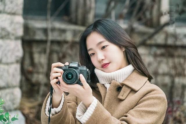 自带美颜效果的白毛衣,让你穿出偶像剧女主范