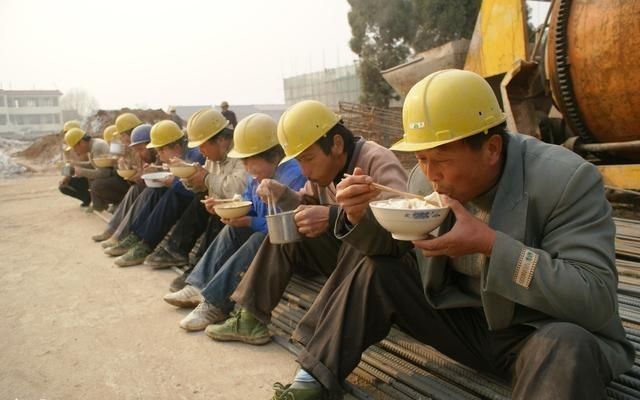 出国打工工作签证费用_出国打工工作签证流程_出国工作打工