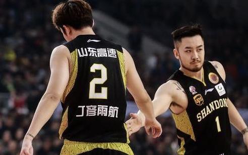 距离新赛季球员注册截止还有三天 CBA大交易