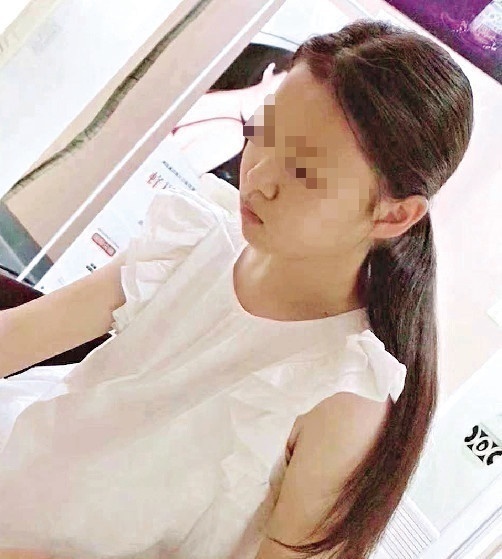 班花拒绝为男同学做题被杀 家属称女生曾被骚扰 班花拒绝为男同学做题被杀 家属称女生曾被骚扰