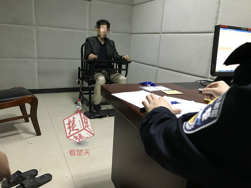 15岁女生被捅10余刀 嫌犯被抓后很嚣张:还会干 15岁女生被捅10余刀 嫌犯被抓后很嚣张:还会干