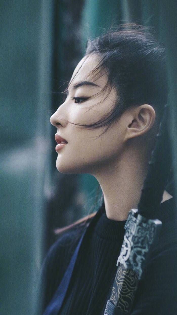 刘亦菲的侧脸究竟有多好看?美出新高度,确认是
