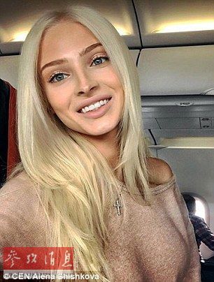 Alena会经常在社交网站上分享自己的健身照片。