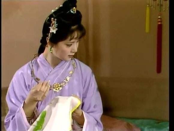 屡次示爱,宝玉当头棒喝,黛玉一语道尽宝钗对自