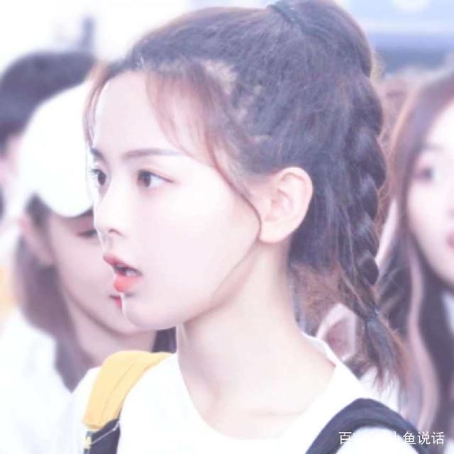 紫宁公开转发diss杨超越微博怎么回事,刚出道