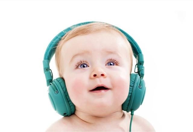 宝宝发育迟缓时说话慢、妈妈必须要刺激宝宝的