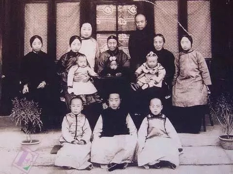 文化趣谈 | 话说长袍、马褂与旗袍 文化趣谈 | 话说长袍、马褂与旗袍