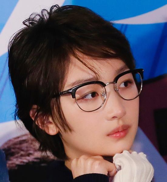 周冬雨的短发造型,是 周冬雨的短发造型,是