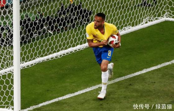 比利时淘汰巴西历史性闯进四强,赛后德布劳内