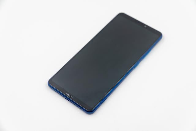 荣耀Note10双扬声器加持的大屏影音旗舰,体验