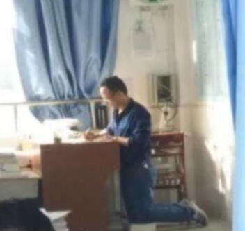 致敬!他们用平凡之举诠释教师二字