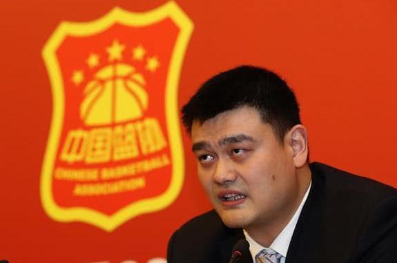 国足还怕挨骂?比赛哀求不要直播,姚明的话值得