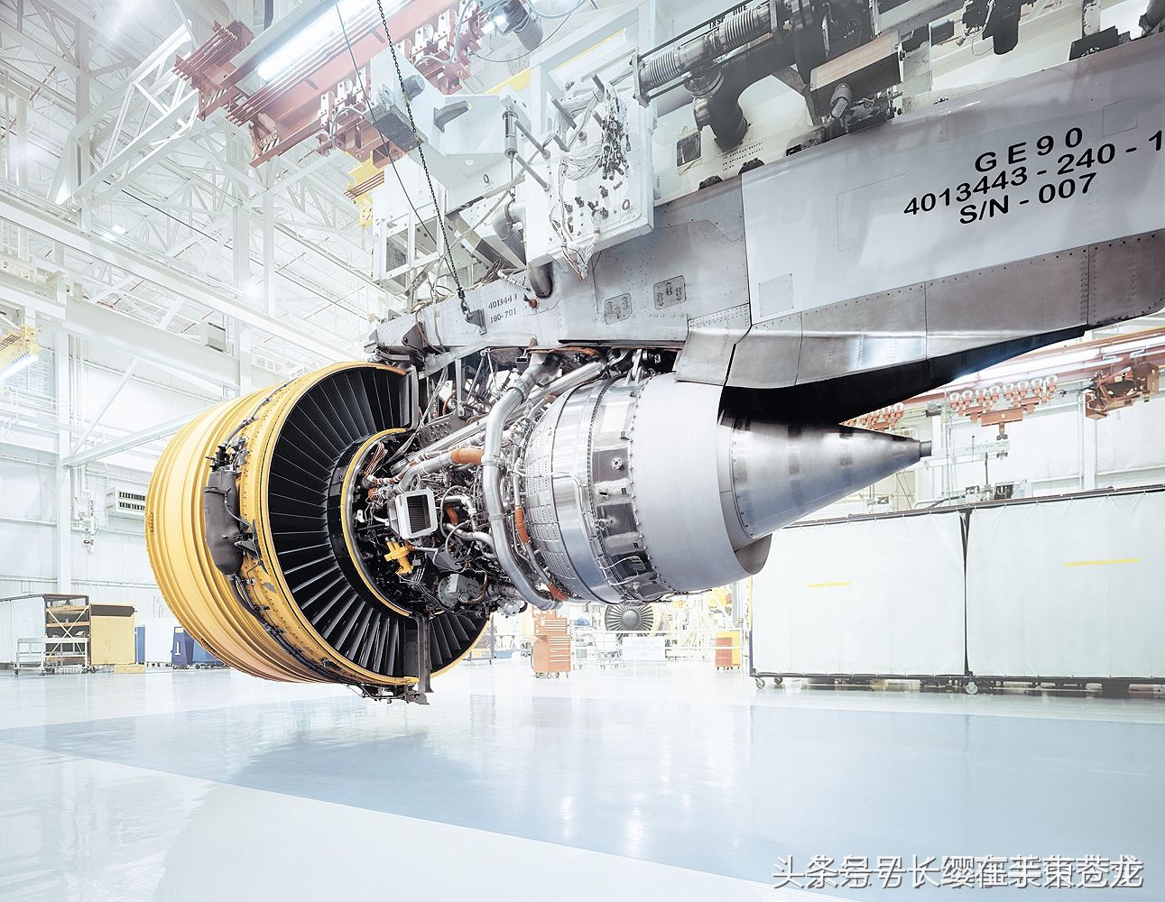 GE90:世界上最大的飞机发动机