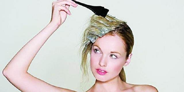 女生有这3个习惯,很容易掉发!特别第3种,最影响