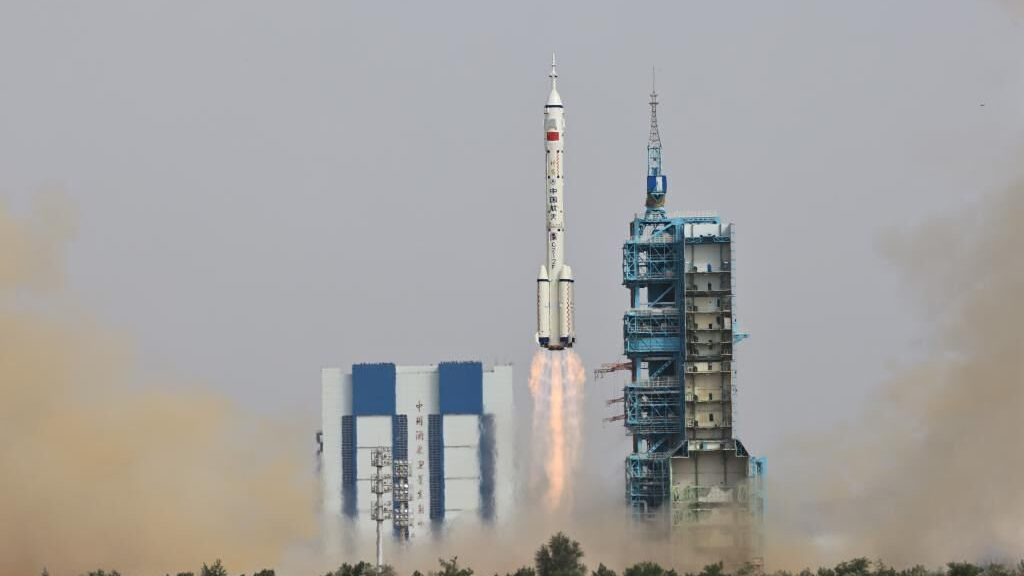 从《天问》到“问天”,屈原和中国航天的梦幻联动 从《天问》到“问天”,屈原和中国航天的梦幻联动