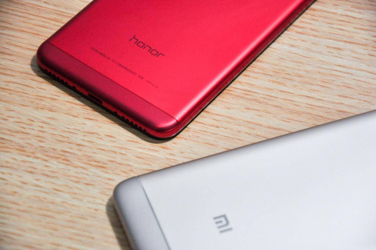 双11热门手机正面对决:荣耀V9 play完胜红米4