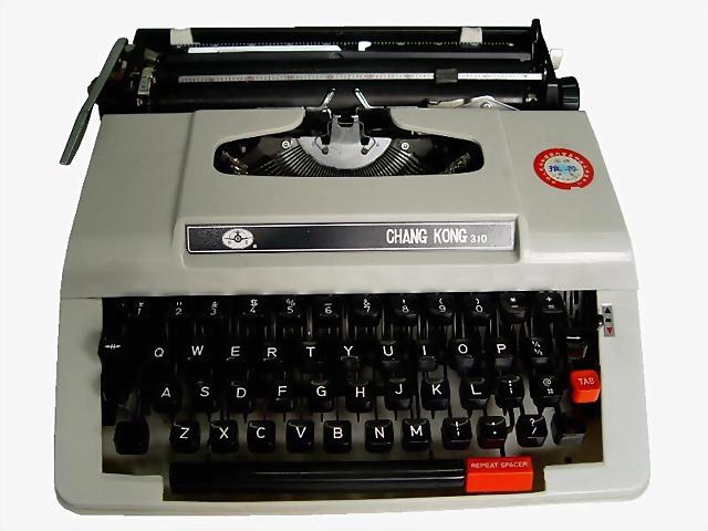 为什么电脑键盘上字母不按顺序排列?多年盲打