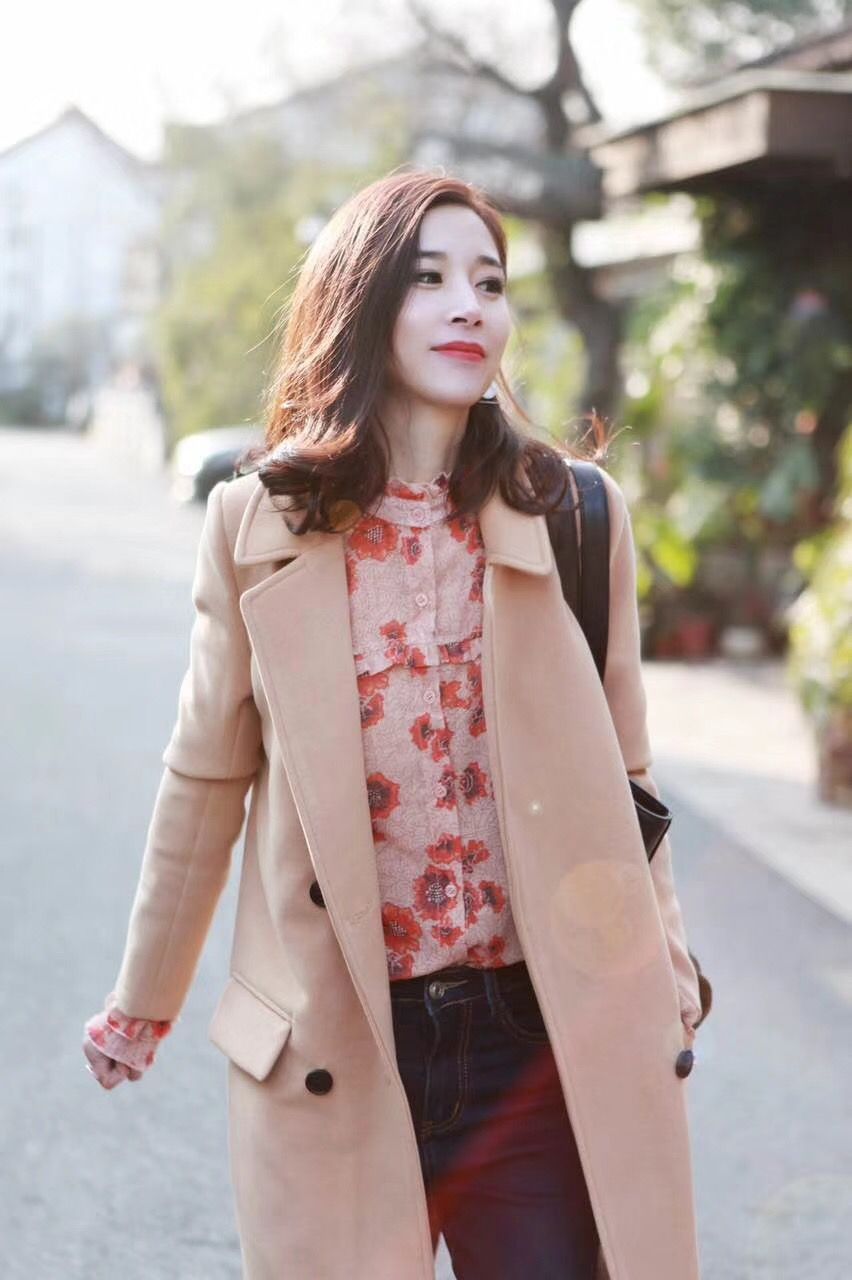 淘宝直播大网红:服饰搭配师-灵子,粉丝从0到23