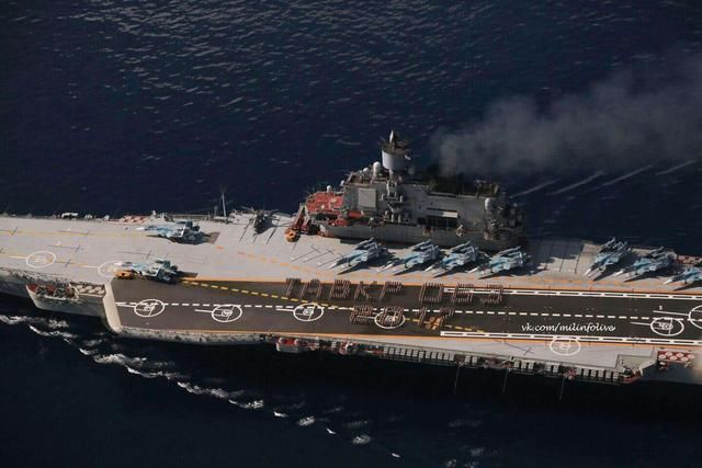 俄罗斯要借辽宁舰训练其飞行员,网友:这是要结