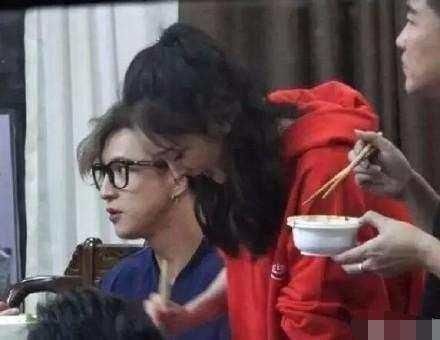 盘点明星助理福利 杨幂请吃火锅都被嫌弃 孙俪