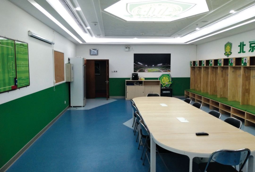 国安 | 若足球是江湖,更衣室便是客栈