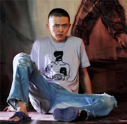 北京人在北京人物剧情解析 编剧在剧中演学霸