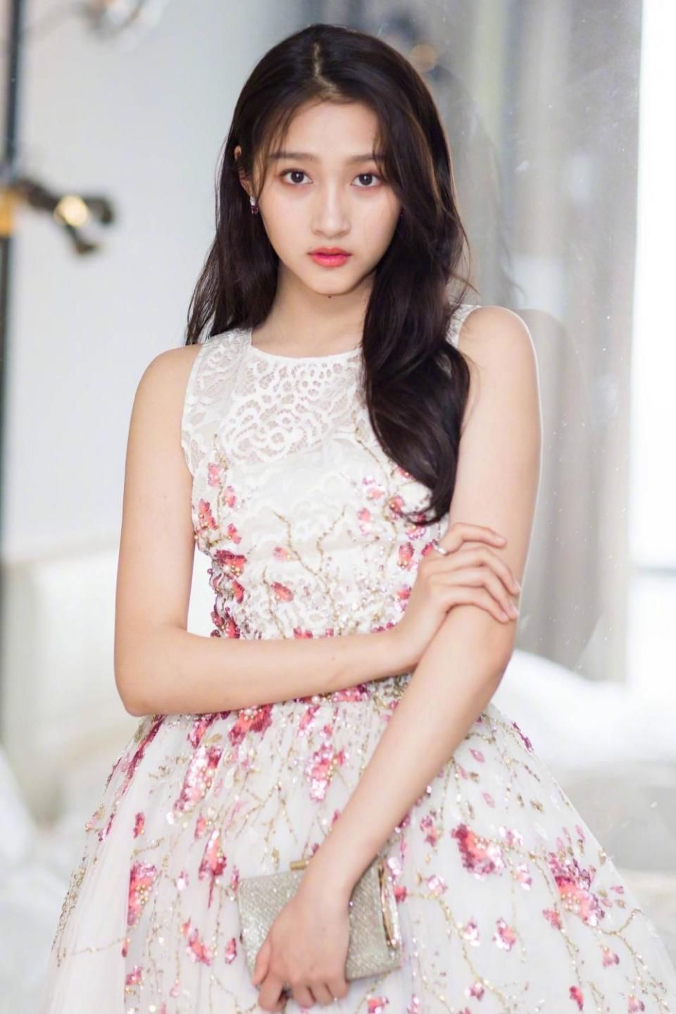 鹿晗关晓彤有望综艺同框,两人定情之作放完预